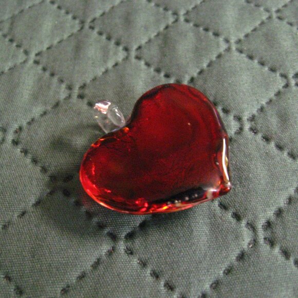 Glass Hand Made Vintage 1980's Beautiful Heart Pendant - Picture 4 of 7